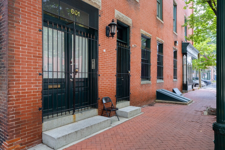 More Photos Of 601 Berkley St, Camden Apartments For Sale