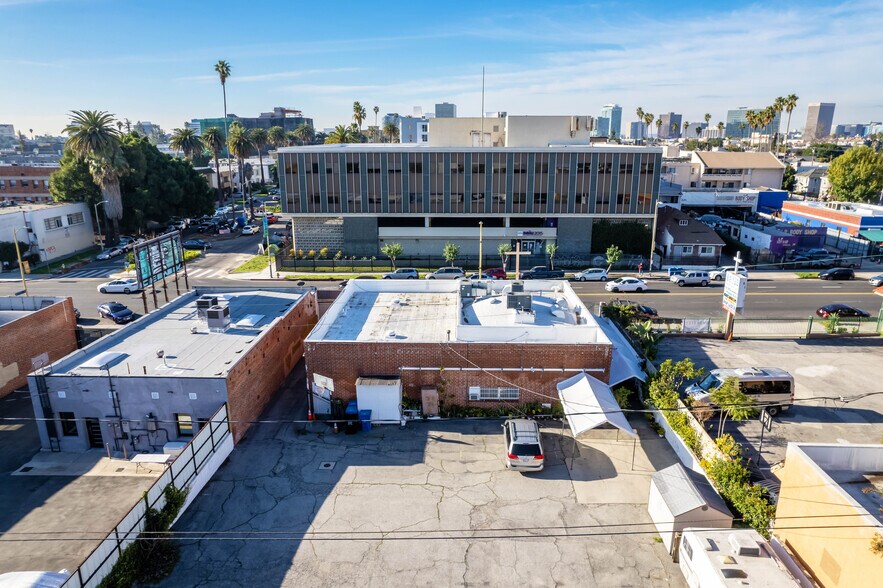 More Photos Of 2909 Beverly Blvd, Los Angeles General Retail For Sale