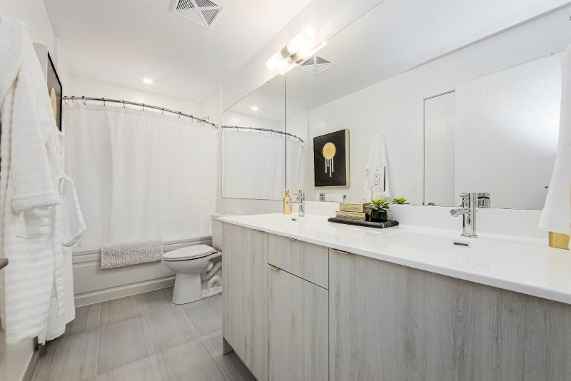 More Photos Of 45 Railroad St, Brampton Apartments For Lease