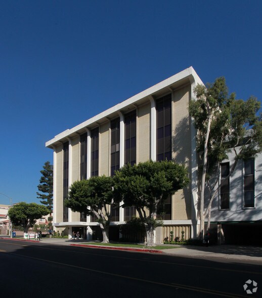 More Photos Of 500 Shatto Pl, Los Angeles Office For Lease