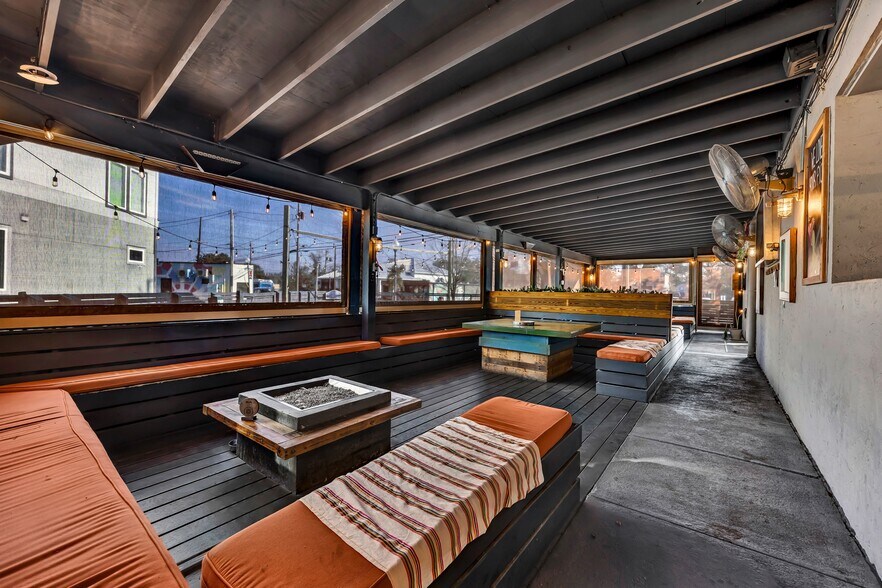 More Photos Of 1007 N 4th St, Wilmington Storefront For Lease