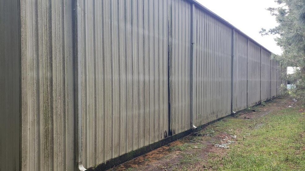 More Photos Of 100 Freedom Drive, Liberty Warehouse For Sale