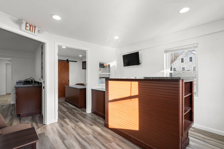 More Photos Of 249 W Main St, Avon Office For Lease