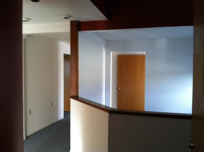 More Photos Of 3001 J St, Sacramento Loft Creative Space For Sale