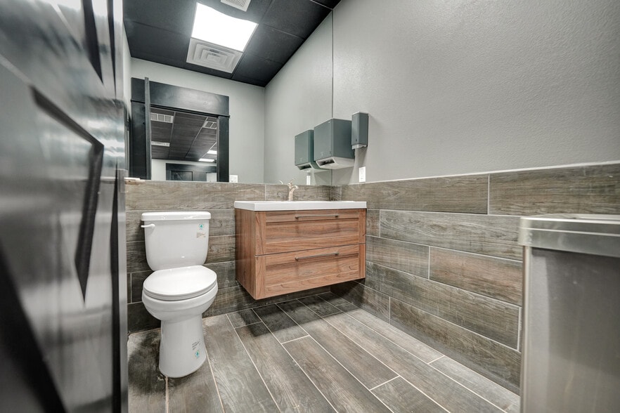 More Photos Of , Midland Flex For Sale