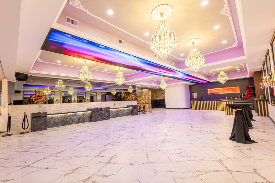 More Photos Of 2154 Bridge St, Philadelphia General Retail For Sale