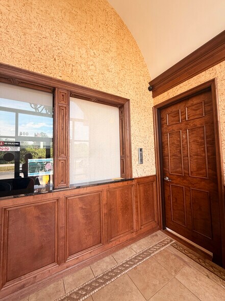 More Photos Of 7161 Lee Hwy, Chattanooga Medical For Sale
