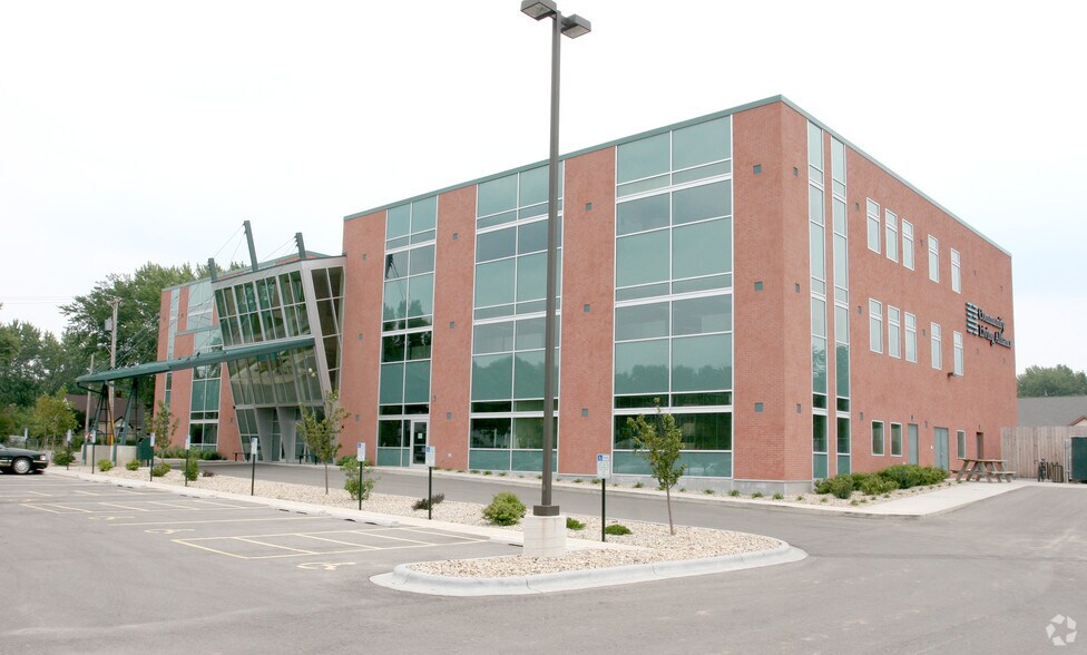 Primary Photo Of 1414 Mac Arthur Rd, Madison Office For Lease