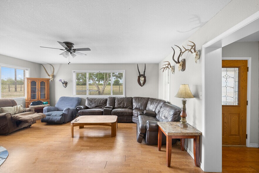 More Photos Of 9765 State Park Rd, Lockhart Land For Sale