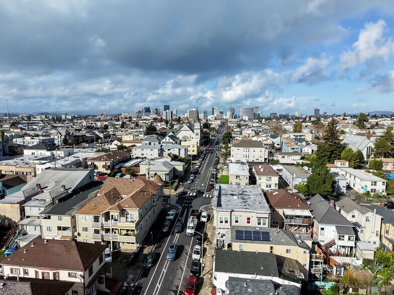 More Photos Of 1504 13th Ave, Oakland Apartments For Sale