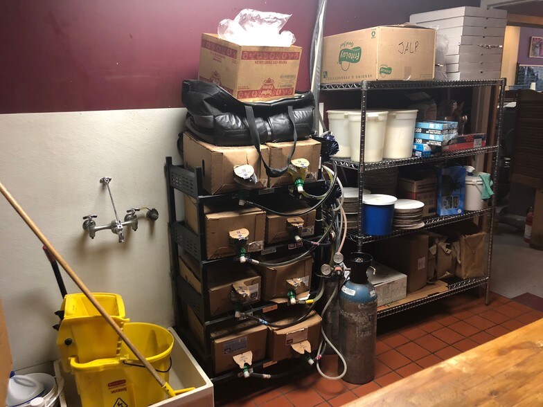 More Photos Of 316 S 16th St, Omaha Restaurant For Sale
