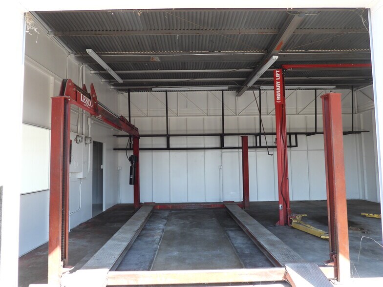 More Photos Of 3612 Oro Dam Blvd E, Oroville Auto Repair For Sale