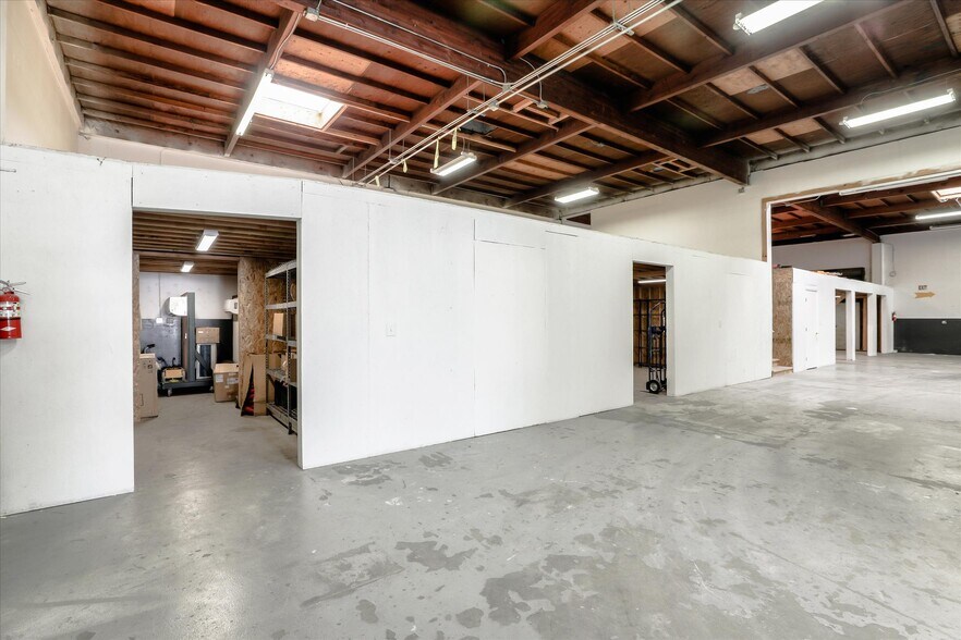 More Photos Of 1165-1169 N 5th St, San Jose Service For Sale