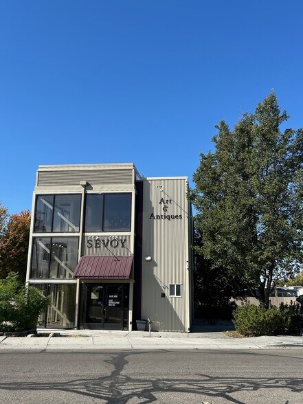 More Photos Of 650 E Fairview Ave, Meridian Storefront Retail Office For Sale