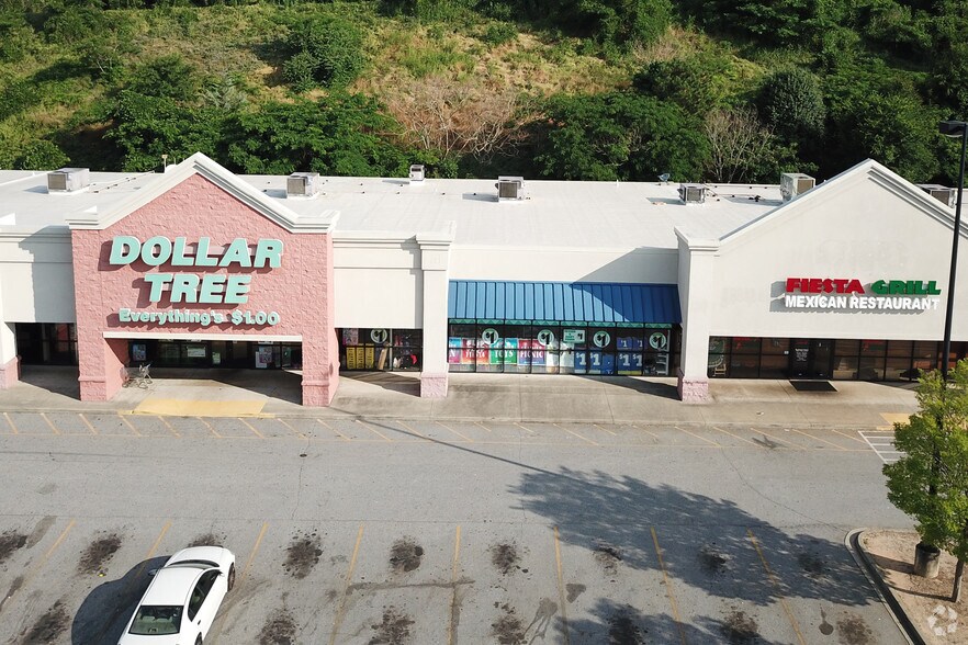 More Photos Of 1280 Eighteen Mile Rd, Central Storefront For Lease