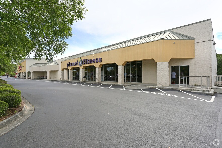 More Photos Of 3200 N Ashley St, Valdosta Unknown For Lease