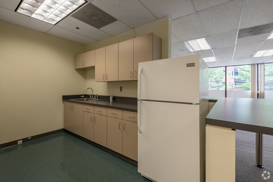 Photo of 2nd Floor Ste 2-02/2-03