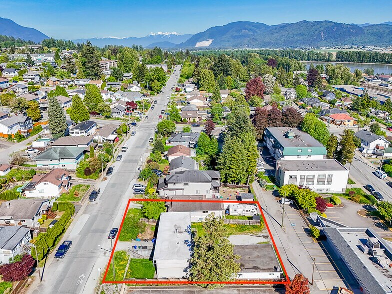 More Photos Of 33340-33348 4 Av, Mission Land For Sale