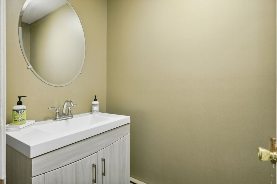 More Photos Of 85 Main St, Nyack Storefront Retail Residential For Sale