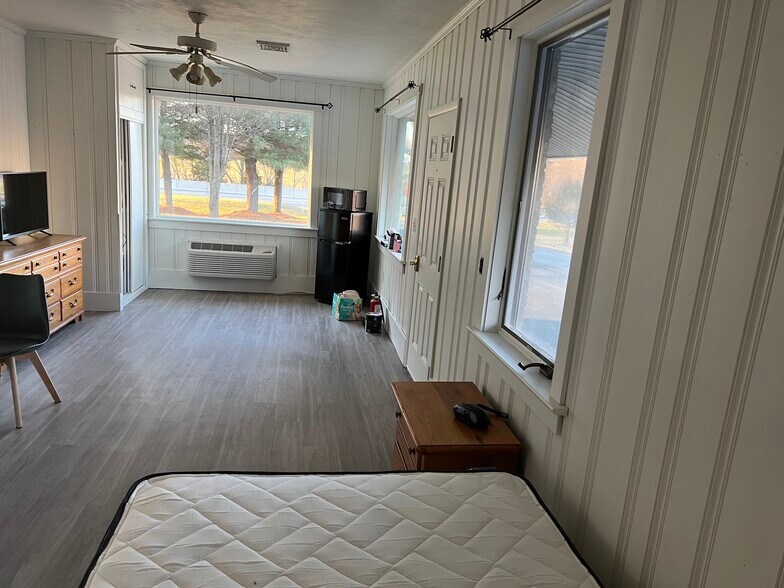 More Photos Of 9097 Allentown Blvd, Grantville Apartments For Sale