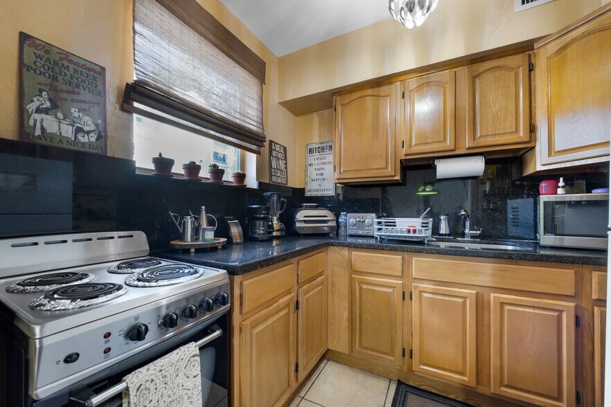 More Photos Of 1580-1590 SW 6th St, Miami Apartments For Sale