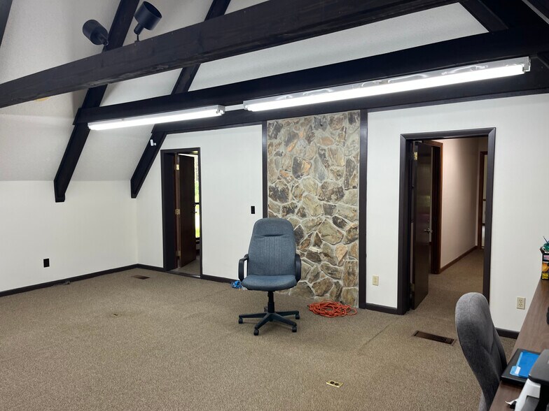 More Photos Of 2809 Blanding Blvd, Middleburg Office For Sale