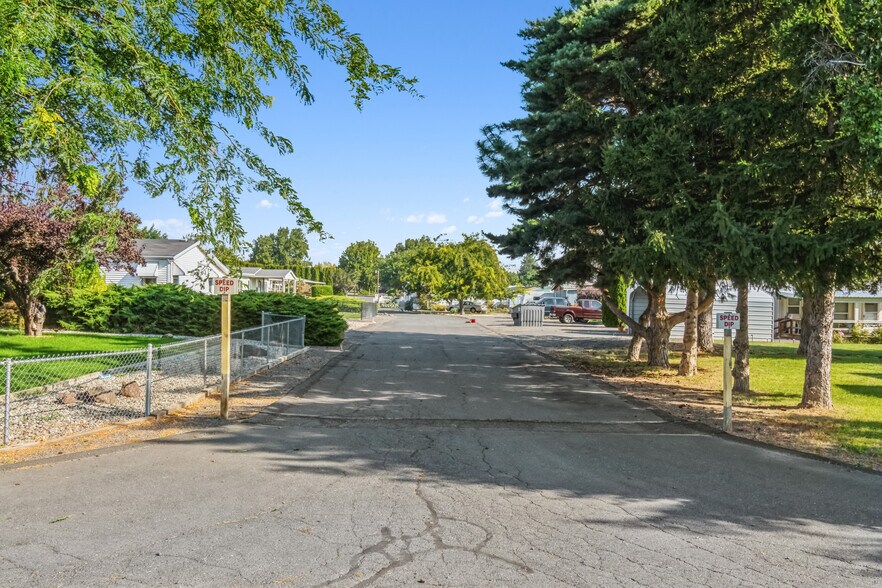 More Photos Of ,  Unknown For Sale