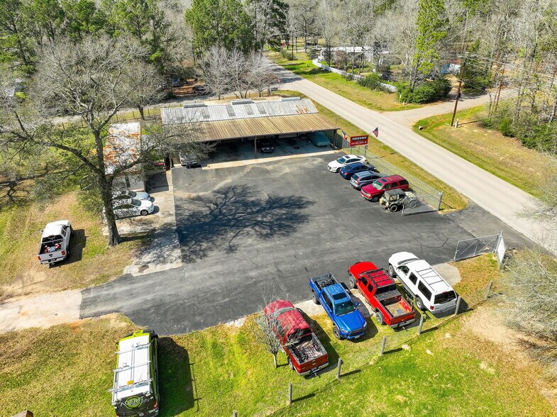 More Photos Of 17163 Rabon Chapel Rd, Montgomery Service For Sale