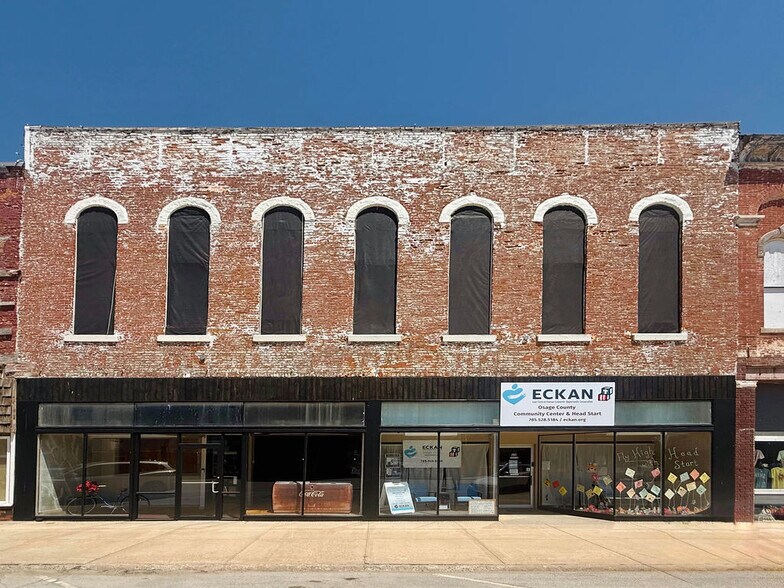 Primary Photo Of 526 Market St, Osage City Storefront For Sale
