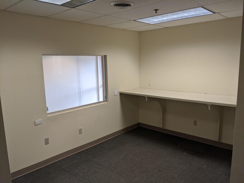 More Photos Of 780 W Park Ave, Mansfield Medical For Lease