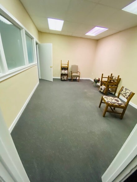 More Photos Of 315-329 E 2nd St, Boyertown Flex For Sale