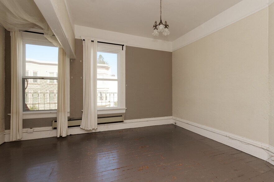 More Photos Of 1659-1665 Haight St, San Francisco Hotel For Lease