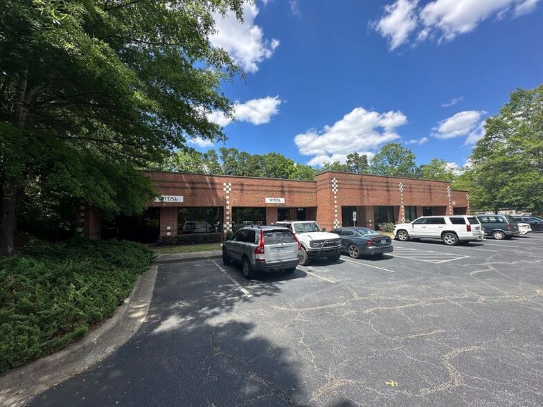 Primary Photo Of 1070-1078 Classic Rd, Apex Flex For Lease