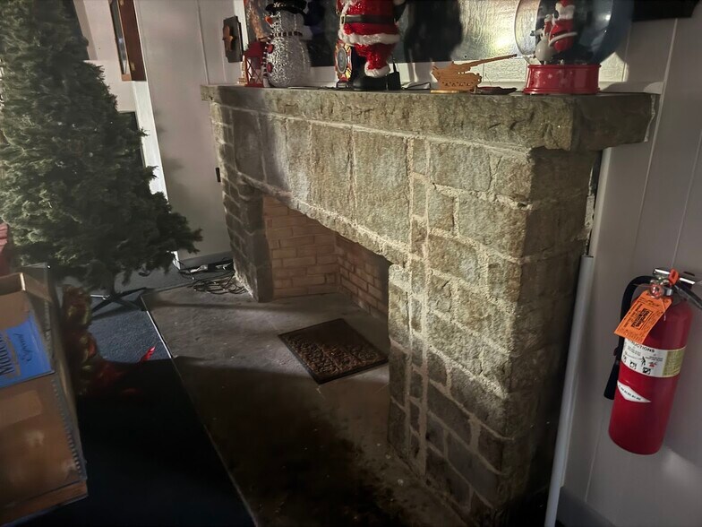 More Photos Of 534 S Beltline Blvd, Columbia Flex For Sale