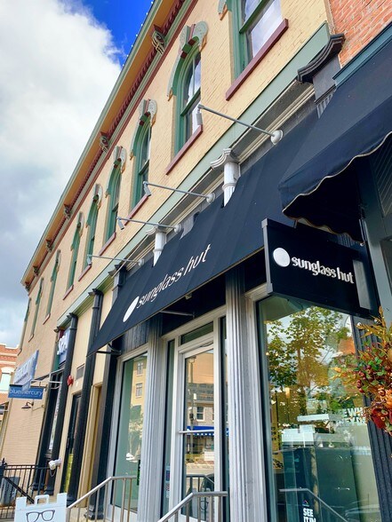 More Photos Of 200 S Main St, Naperville Office For Lease