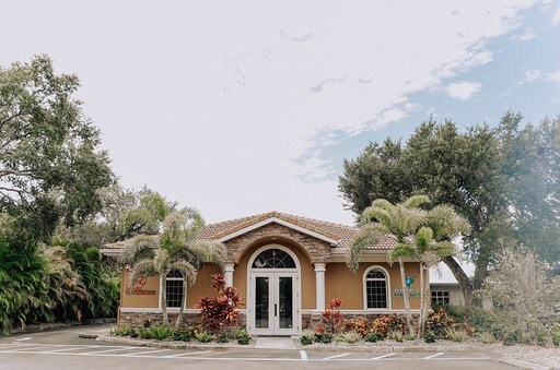 More Photos Of 2816 Manatee Ave, Bradenton Medical For Sale