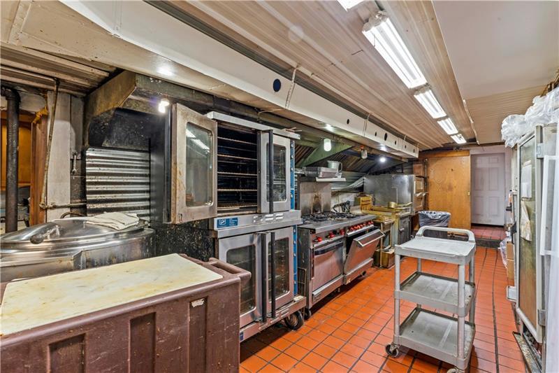 More Photos Of 227-229 S Main St, Washington Storefront Retail Residential For Sale