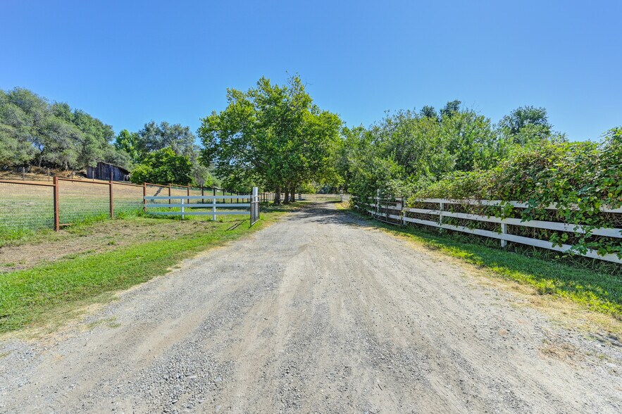 More Photos Of 1200 Gold Hill Rd, Newcastle Land For Sale