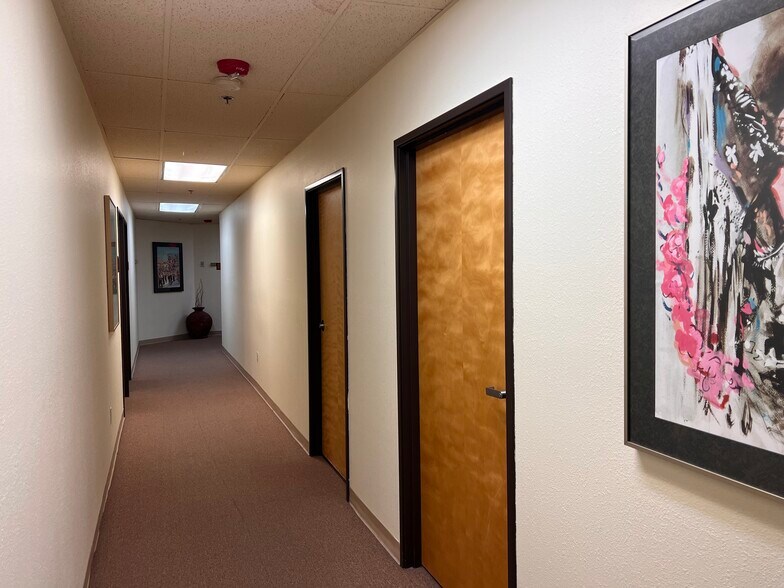 More Photos Of 2929 Coors Blvd NW, Albuquerque Office For Lease