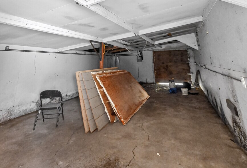 More Photos Of 5331 Easy St, Yreka General Retail For Sale