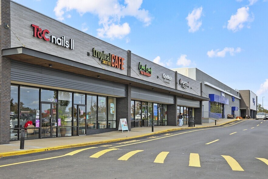 More Photos Of 1980 Rio Hill Ctr, Charlottesville General Retail For Lease