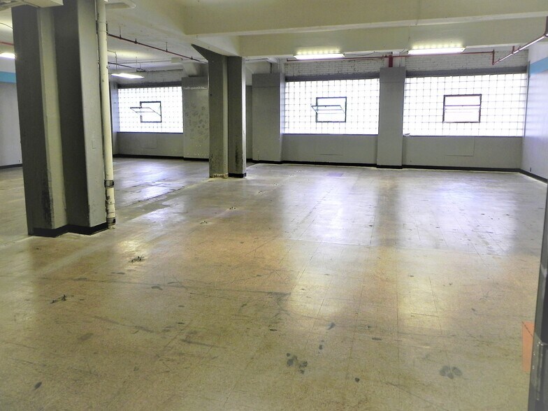 More Photos Of 201 N Braddock Ave, Pittsburgh Light Manufacturing For Lease