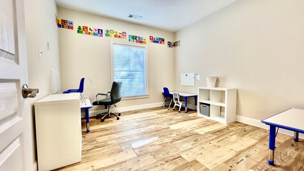 More Photos Of 4080 McGinnis Ferry Rd, Alpharetta Office For Sale