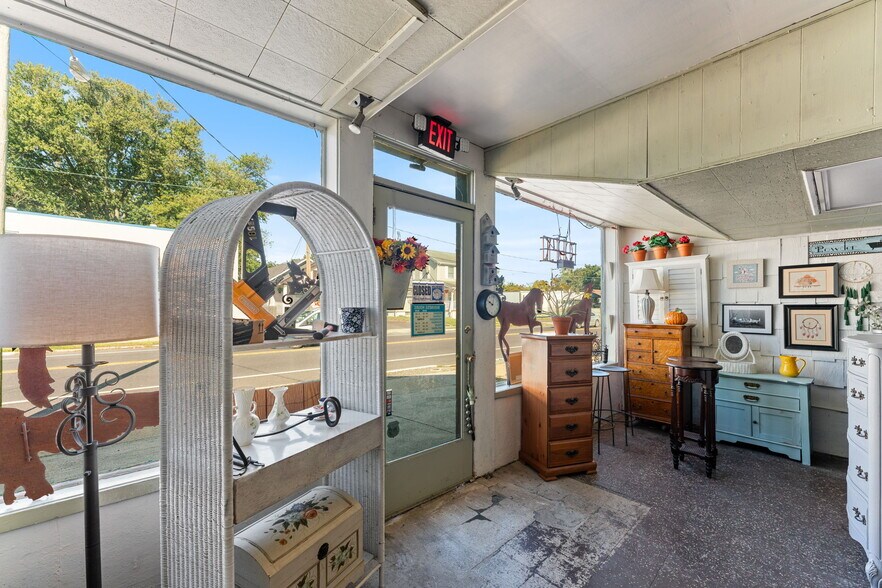 More Photos Of 1323 7th Ave, Neptune General Retail For Sale