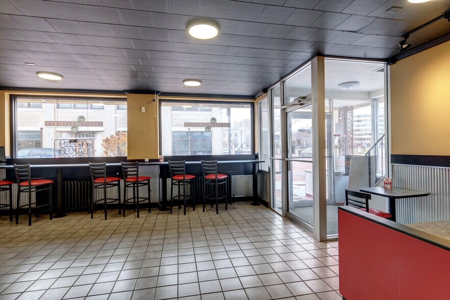 More Photos Of 329 4th St, Wausau Storefront Retail Residential For Sale