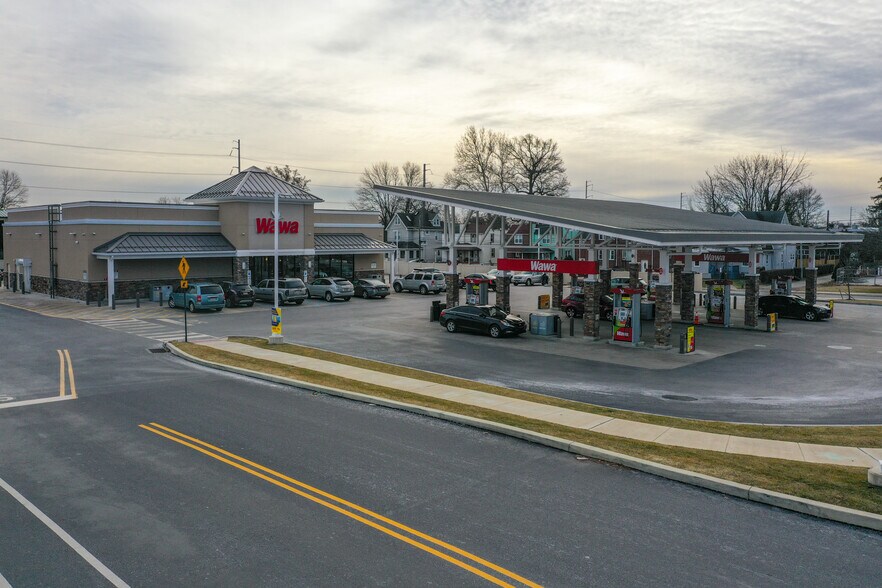 More Photos Of 910 MacDade Blvd, Collingdale Convenience Store For Sale