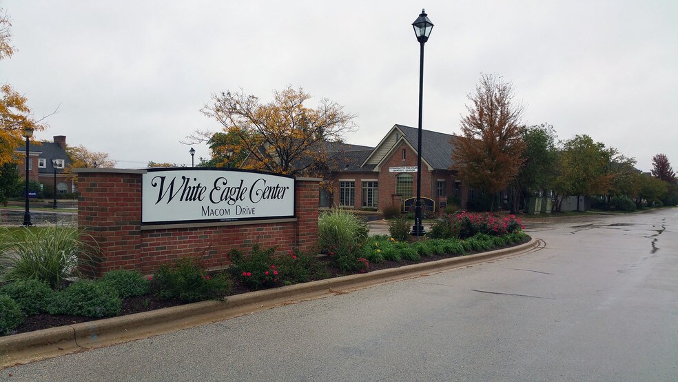 More Photos Of 4425 Montgomery Rd, Naperville Medical For Lease
