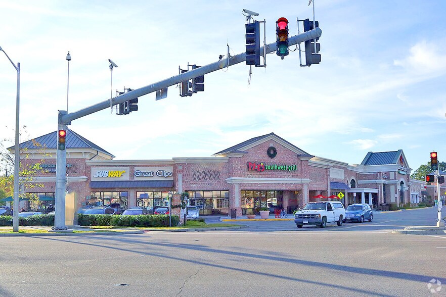 More Photos Of 7550 Granby St, Norfolk Supermarket For Lease