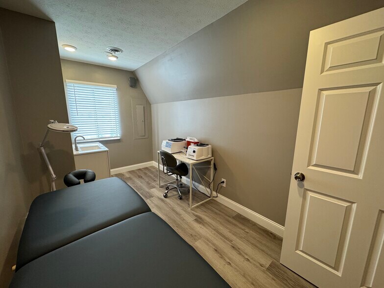 More Photos Of 2409 Jackson Ave, Point Pleasant Medical For Sale