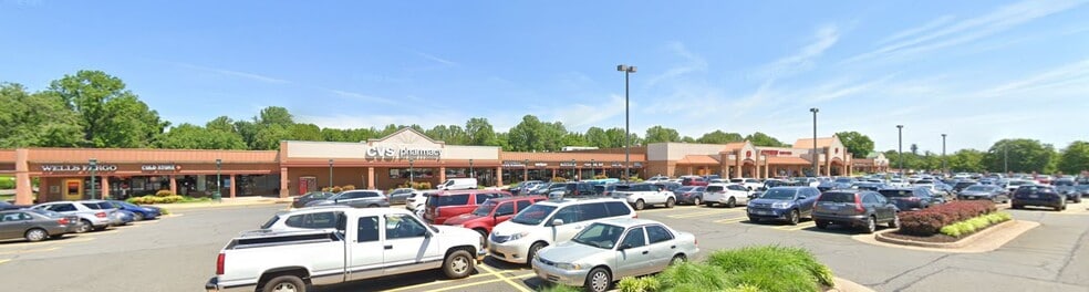 More Photos Of 5649-5815 Burke Centre Pky, Burke Unknown For Lease